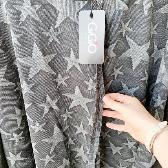 GiGio USA Star Print Batwing Crewneck Sweater NWT - Picture 4 of 8